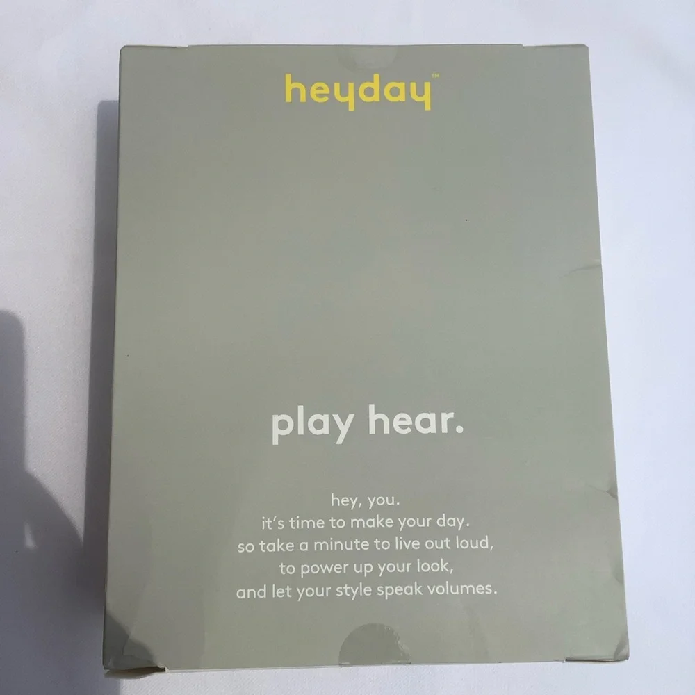 Heyday Headphones Over-the-Ear Wired 3.5mm Color Dusty Pink or Dark Pink - Picture 7 of 12